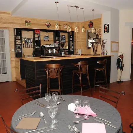 فندق Restaurant Le Moulin De La Foux 2*